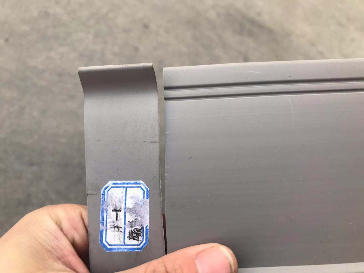 OEM Accepted Flexible PVC Full Cove Former Capping Skirting Strips for Durable Cove