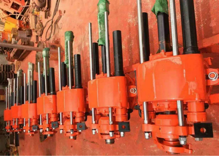 Durable Drill Gyrator Assembly Red Color For Water Well Drilling Rig ISO 9001 Approved