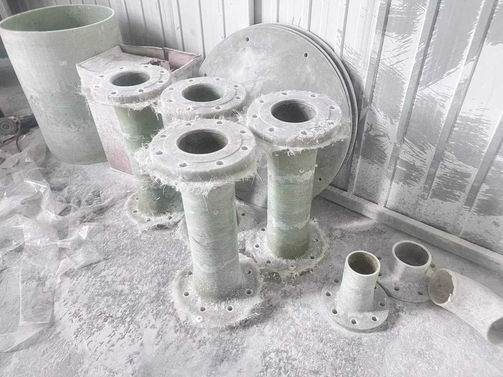 GRP Blind Flange FRP Pipe Fitting Elbow Bend Tee Cross Reducer
