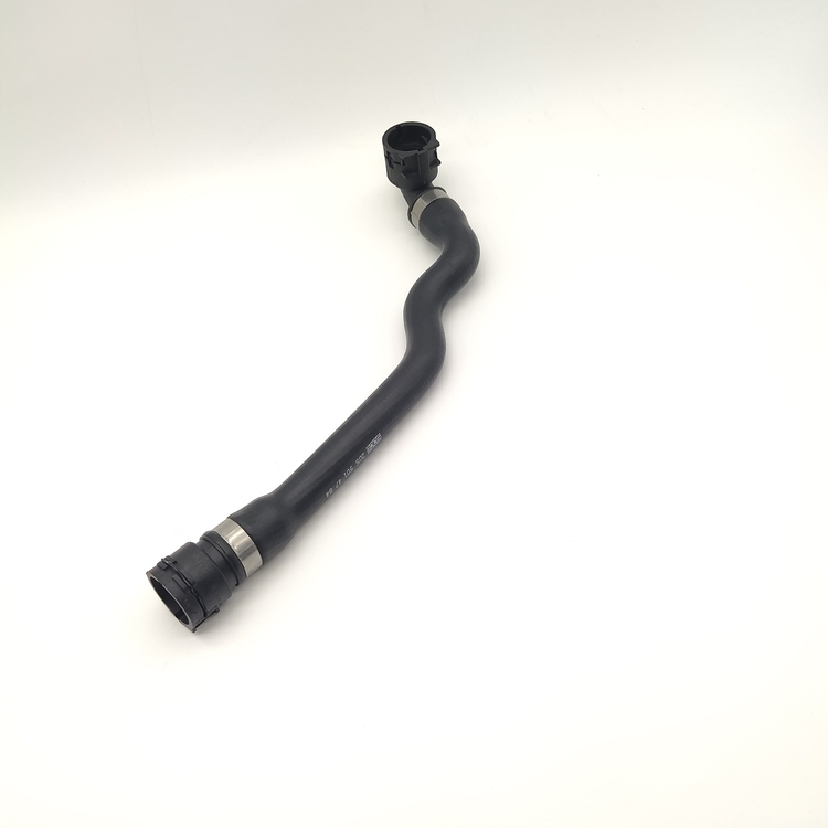 SQCS Automotive Parts for Replacing Your Car's Water Pipe on Mercedes-Benz W205