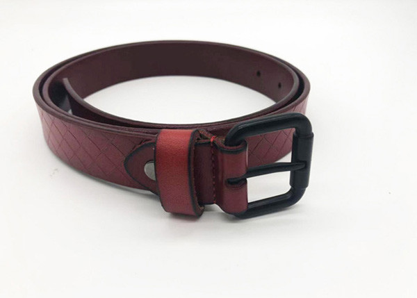 8” Wide Strapssed Leather Belt Diamond Embossed With Black Roller Buckle