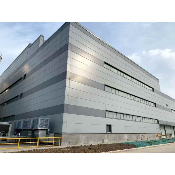 Quality Customizable Pre-engineered Steel Structure with Q355B Welded H Section Steel Beam and Q235B Round Bar Brace for sale