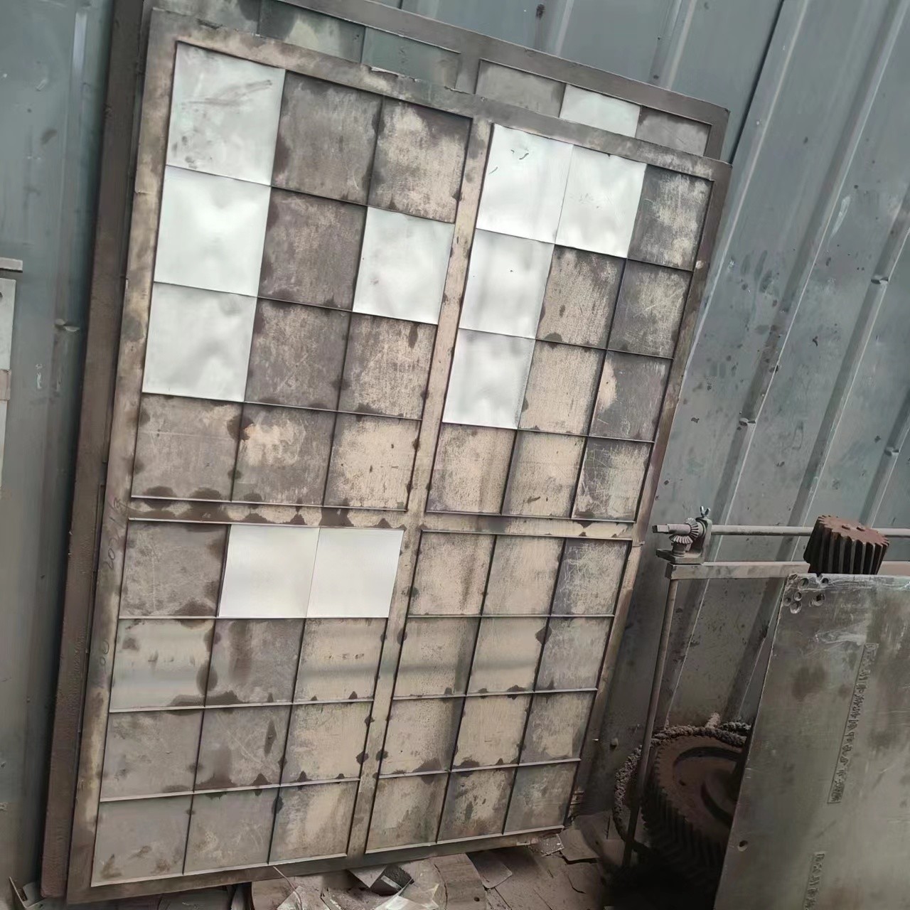 Alloy Steel Sliding Bearings Emboss Machine HJ1100 4KW Motor Welded Indentation
