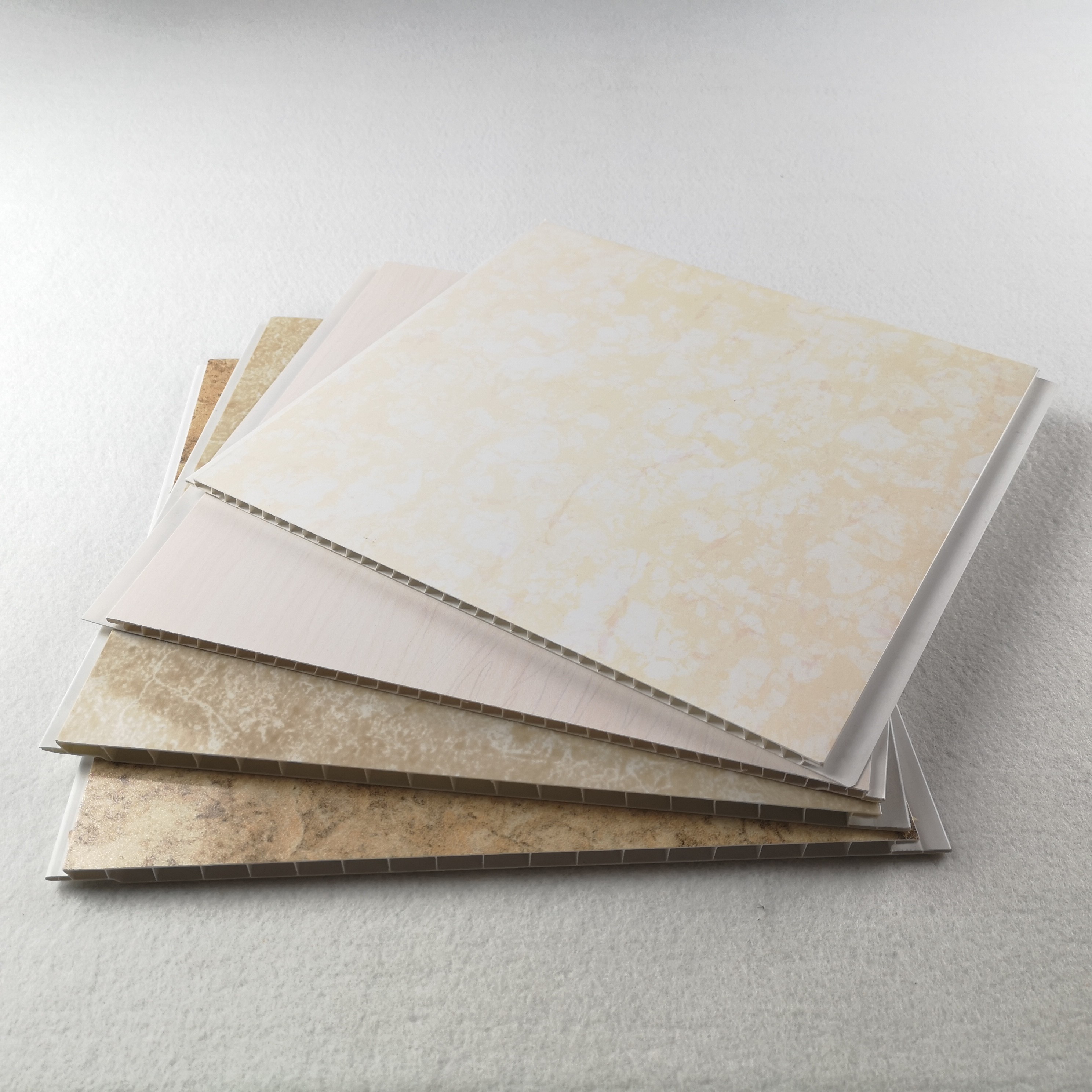 Waterproof Laminated Pvc Ceiling Panel Moulding For Decoration