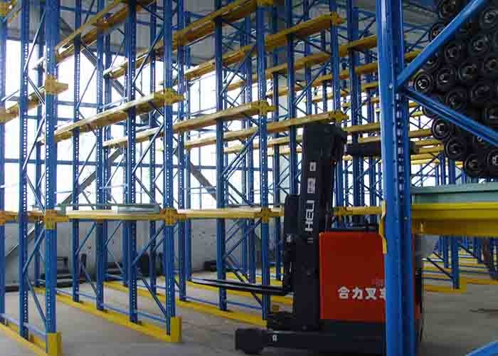 5000mm High Volume Drive In Pallet Racking Cold Rolled For Warehouse