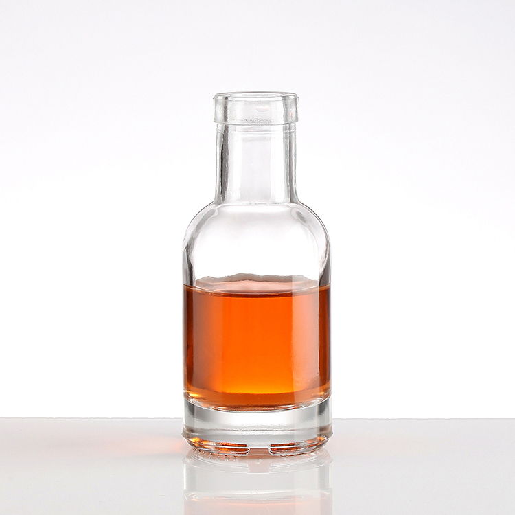 100ml 200ml Clear Round Shape Liquor Gin Vodka Bottle with Super Flint Glass Body Material