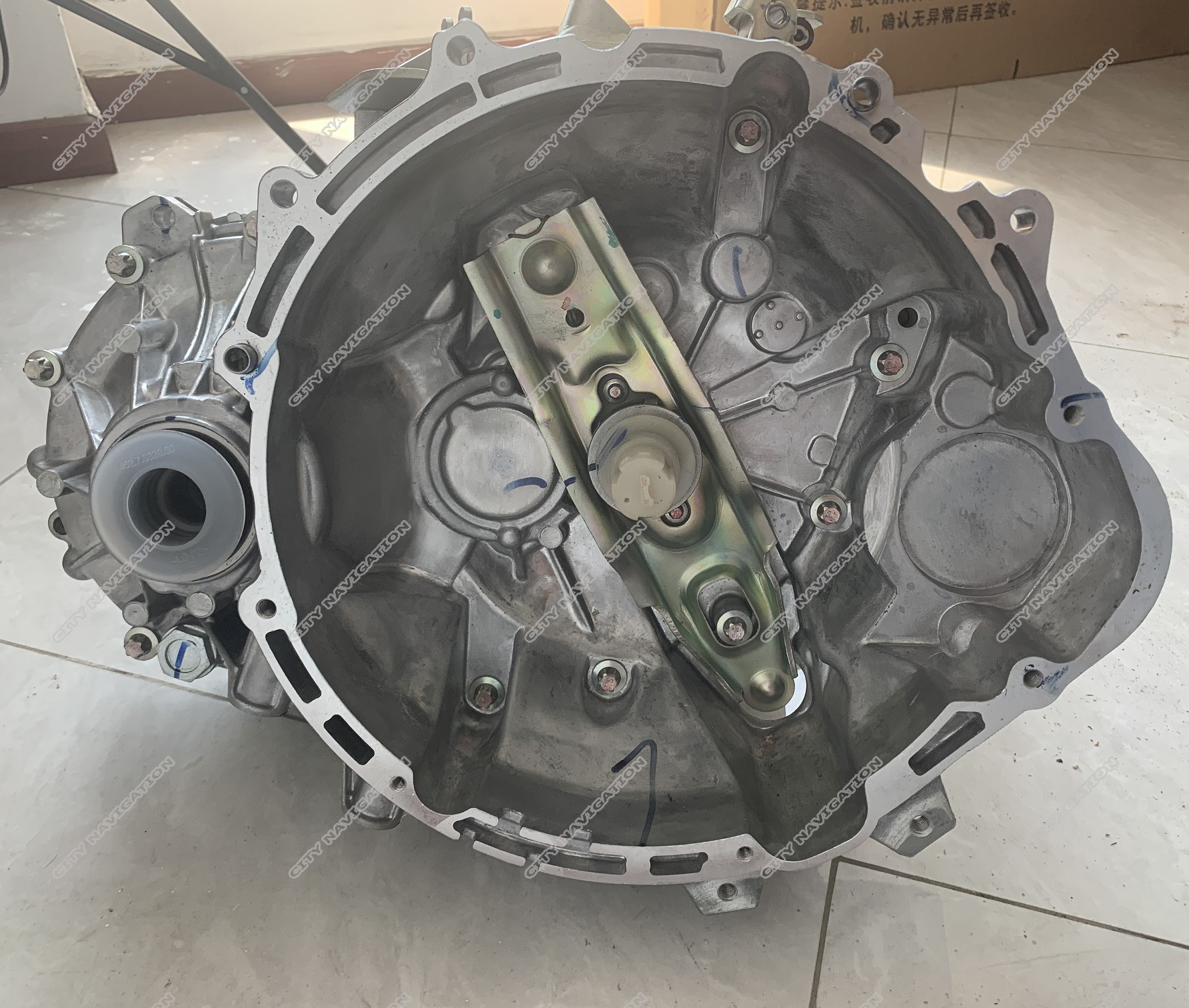 Dongfeng Forthing S500 Original Spare Part Manual Transmission Gearbox OE Standard