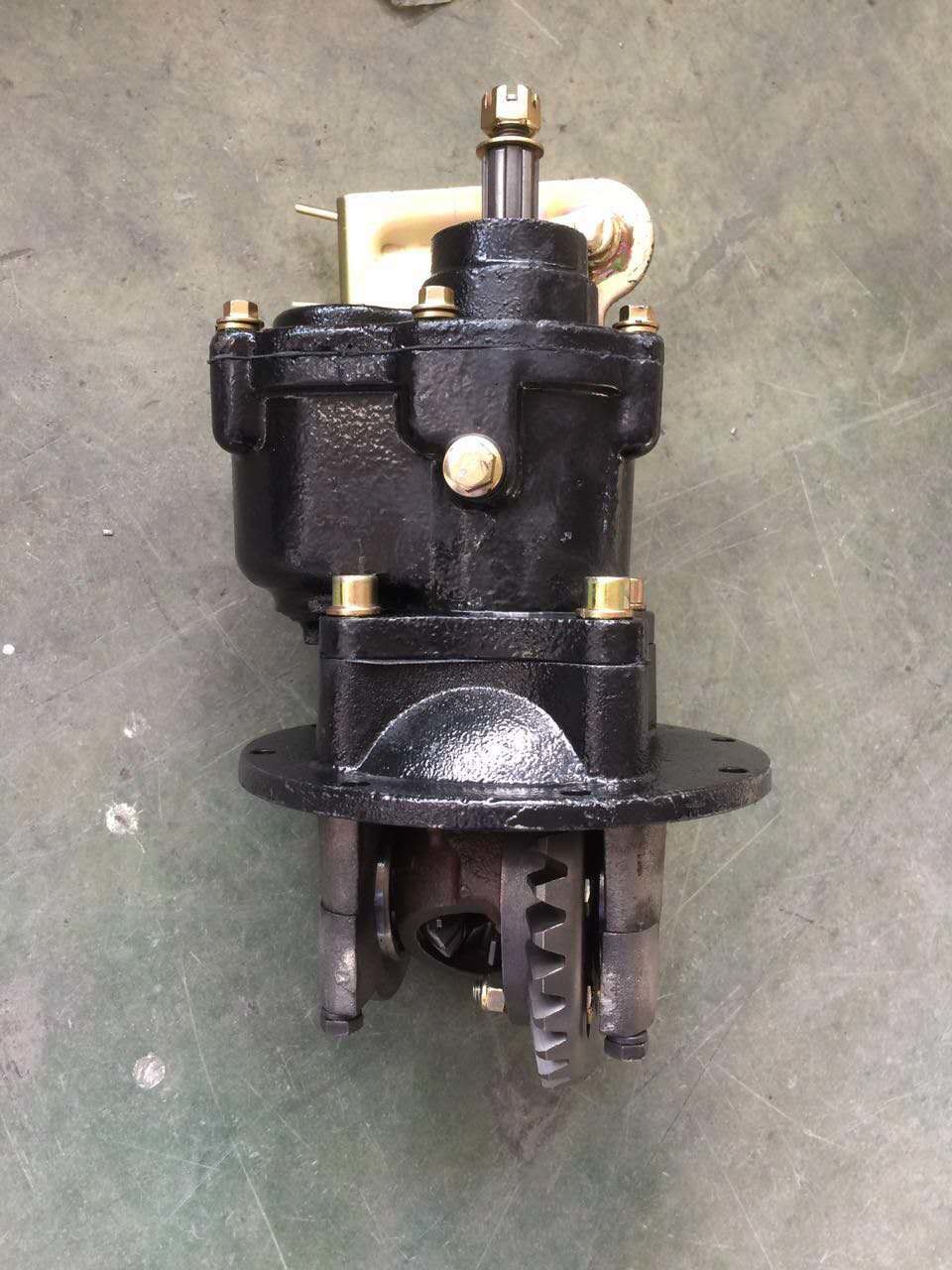 Three Wheeler Motorcycle Chassis Spare Parts / Gearbox With High Low Gear