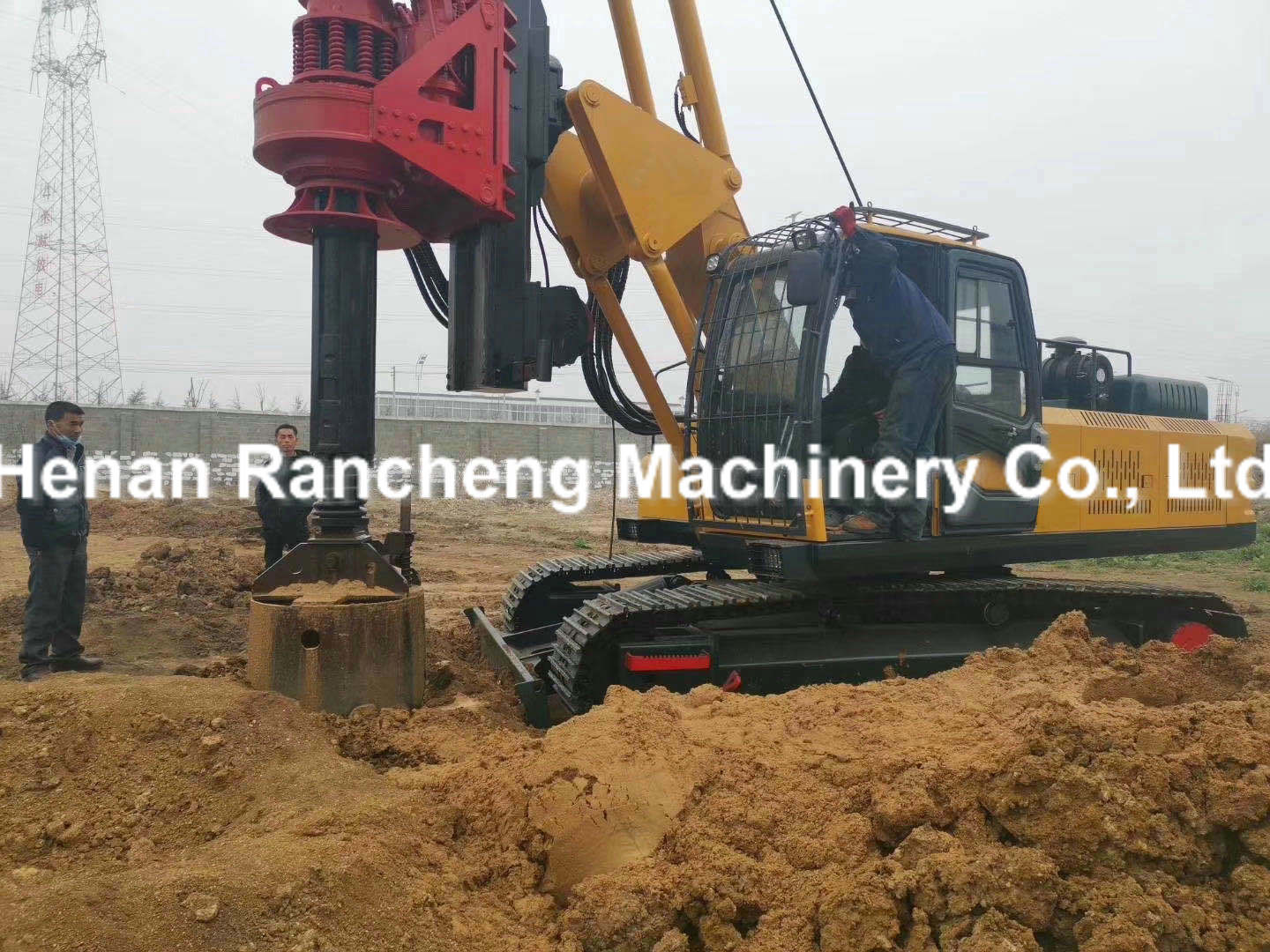 RCQ530 Rotary Drilling Rig Crawler Machine With 150KW Cummins Engine