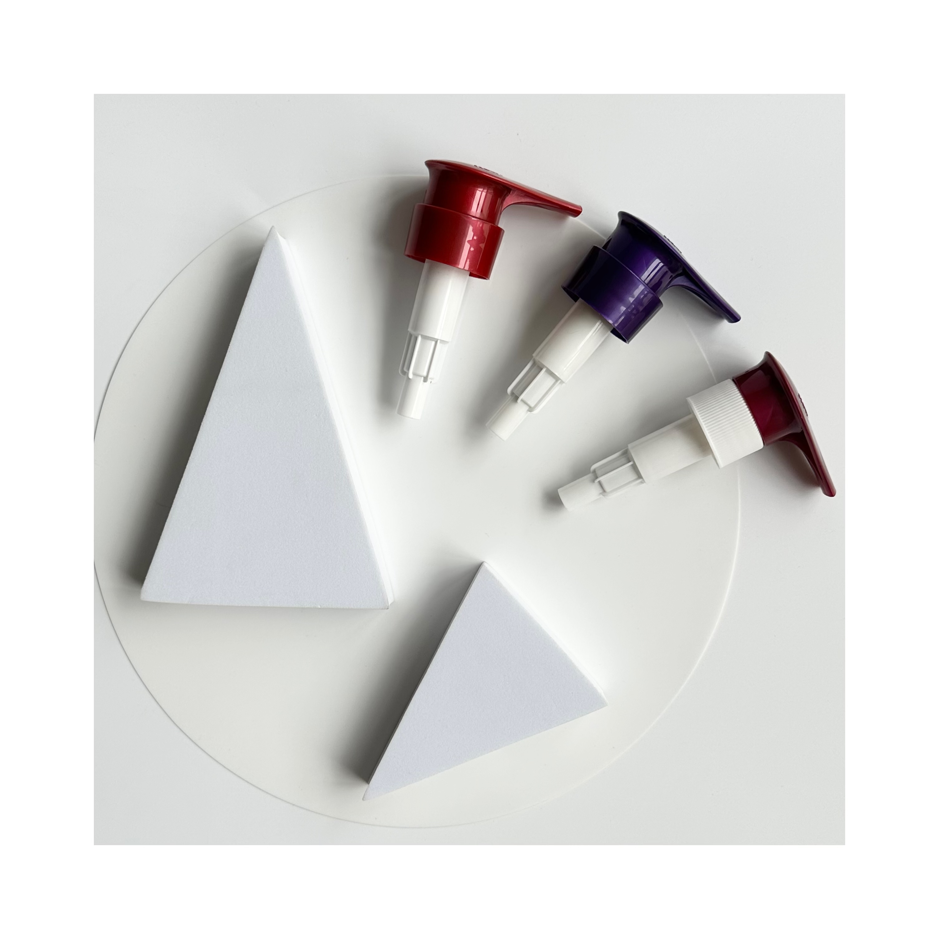 Customized Logo Acceptable Wine Red Big Dispenser Pump Sprayer for Shampoo and Conditioner