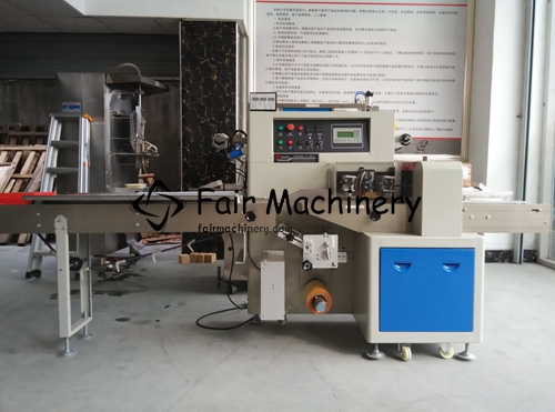 3.4Kw 50Hz Snack Packing Machine , 150BPM Horizontal Flow Wrap Packing Machine