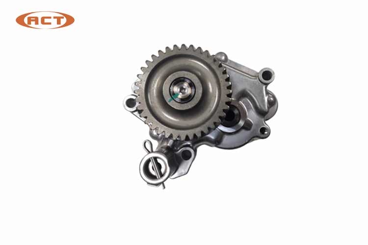 Oil Pump Three Hole 6D34 For SK200-6E SK250-6E SK230-6E VAME084735 ME084735