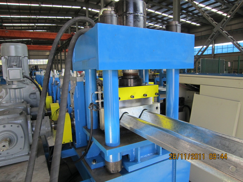 2/3 Waves Beam C Post Road 5mm Crash Barrier Roll Forming Machine