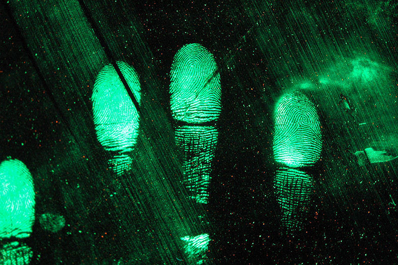 C115 Yellow fluorescent magnetic fingerprint powder