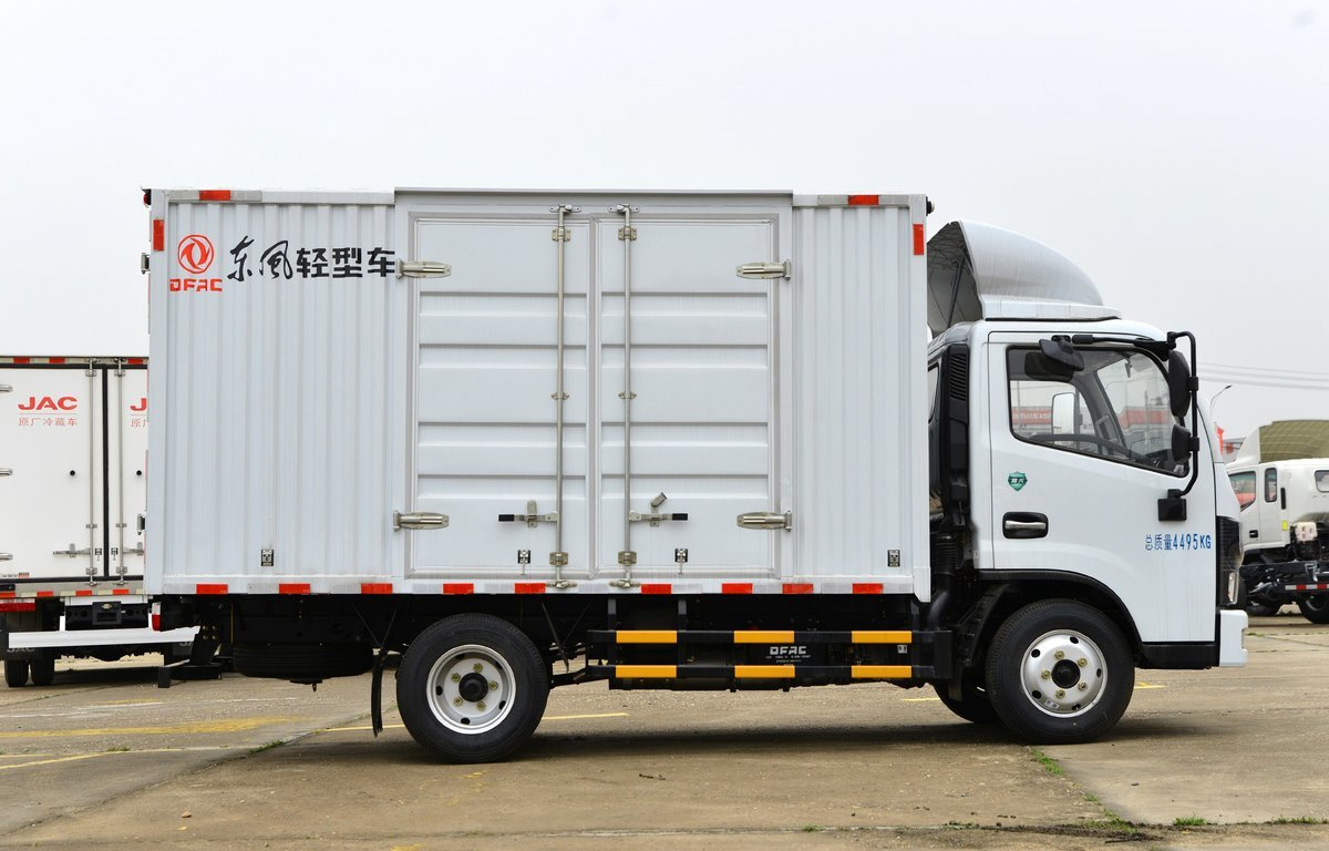 Dongfeng Dolica D5 Rui Neng Version 132 Horsepower 3.8 Meters Single-row Van Light Truck (EU 1 to 6)