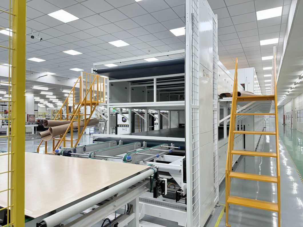 Industrial Small Semi Automatic Roll Flute Paper Thermal Film Sheet Hot Press Dry Solar Module Production Line Laminating Machine