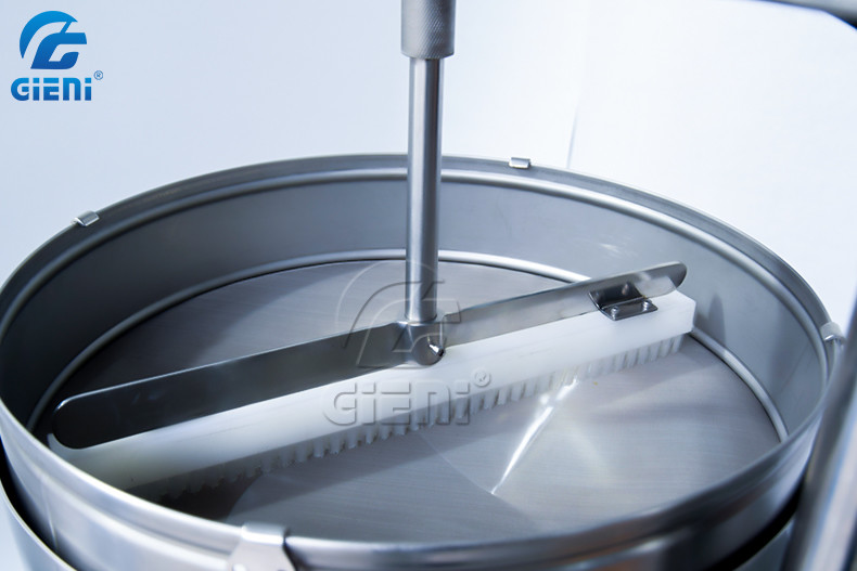44cm 120 Mesh Cosmetic Press Vibrating Sifting Machine For Powder Cake