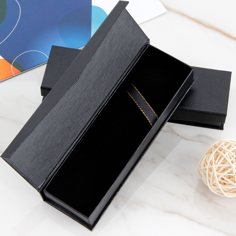 Custom Logo Recyclable Magnetic Jewelry Gift Boxes for Present Luxury Small Business