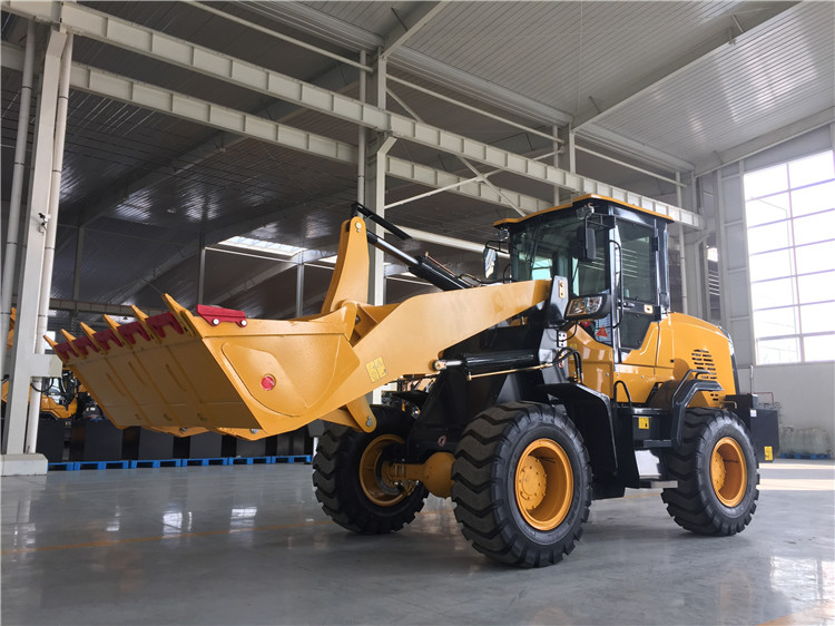 Overall Weight 3400kg SNSC Front End Loader 2 Ton With 6 Months Bucket Attachment