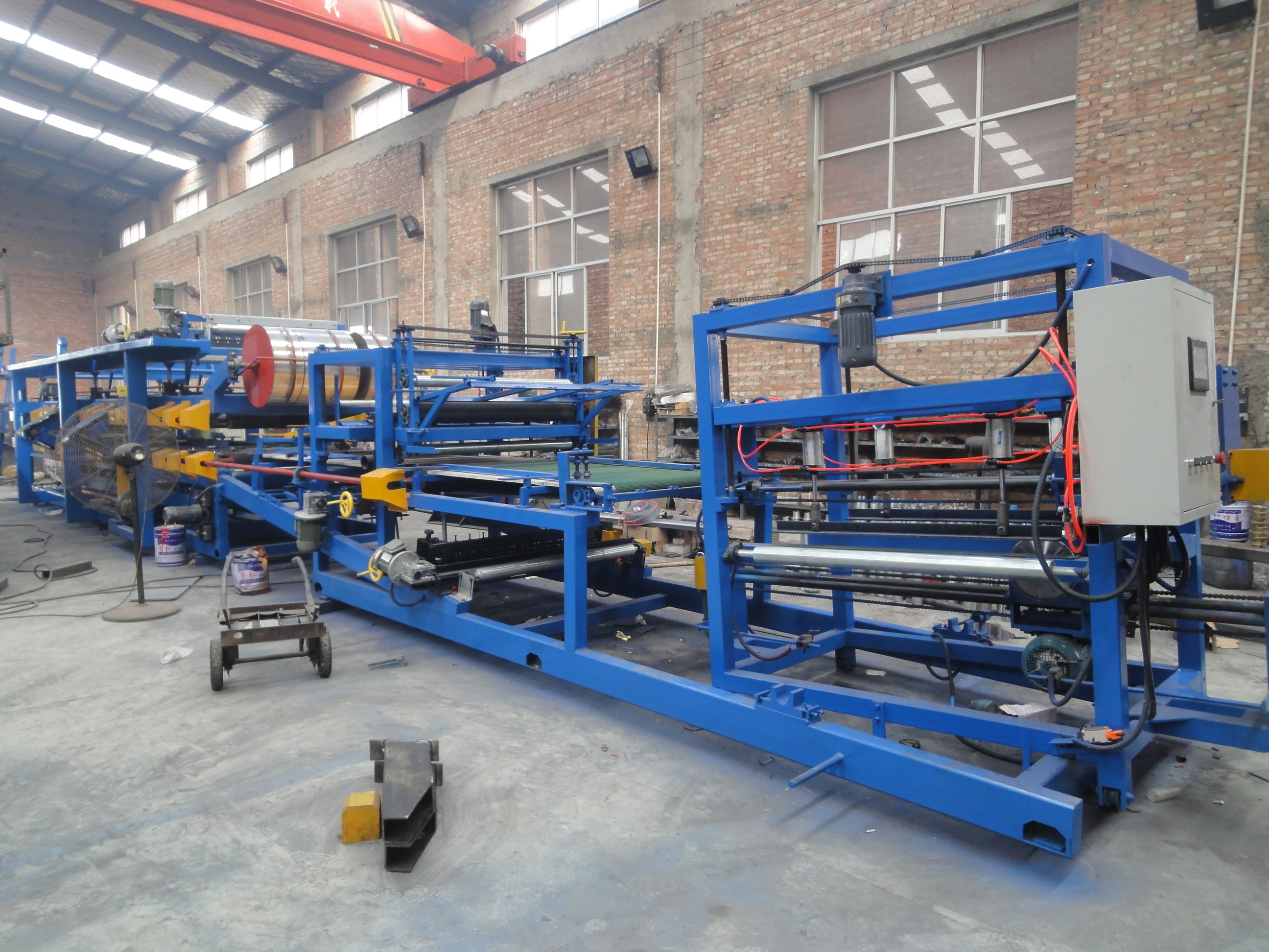 High Capacity Sandwich Panel Production Machine PLC Controlled Width 1000mm