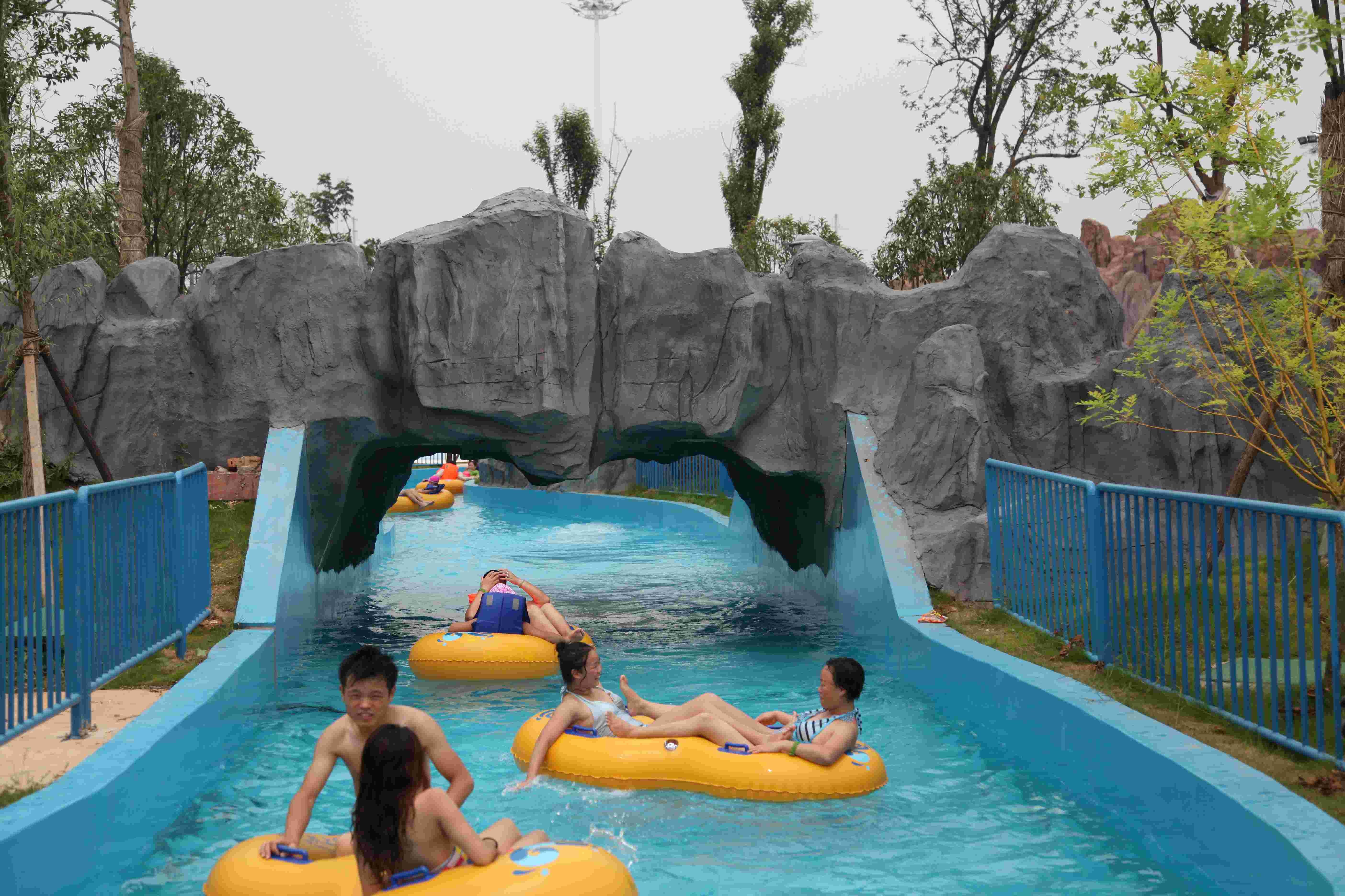 Holiday Resorts Water Park Lazy River Outside Playground Equipment for Aqua Park