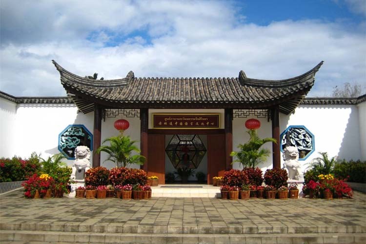 Unglazed Gazebo Chinese Clay Roof Tiles Matt Gazebo Bent Handmade Craft