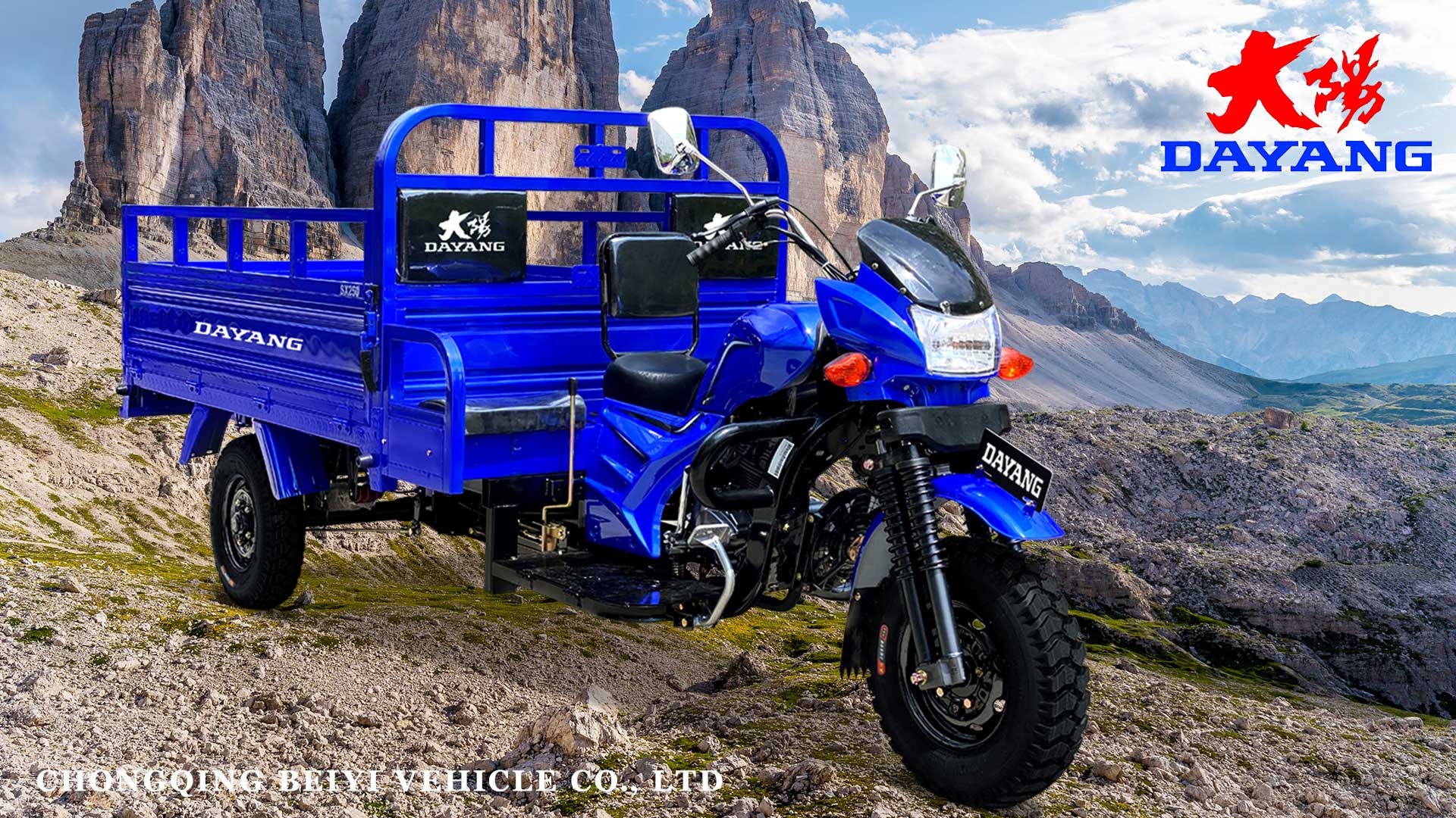 Water Delivery Cargo Motorcycle 150cc 3 Wheel Cargo Tricycle with 1200kg Loading Capacity