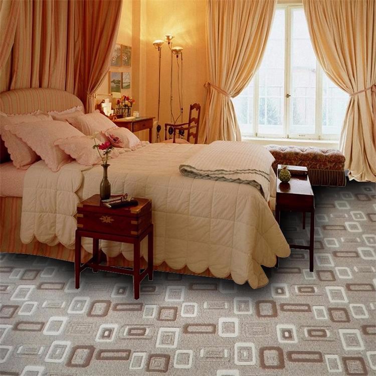 Red leaves pattern pp carpet for luxury hotel corridor