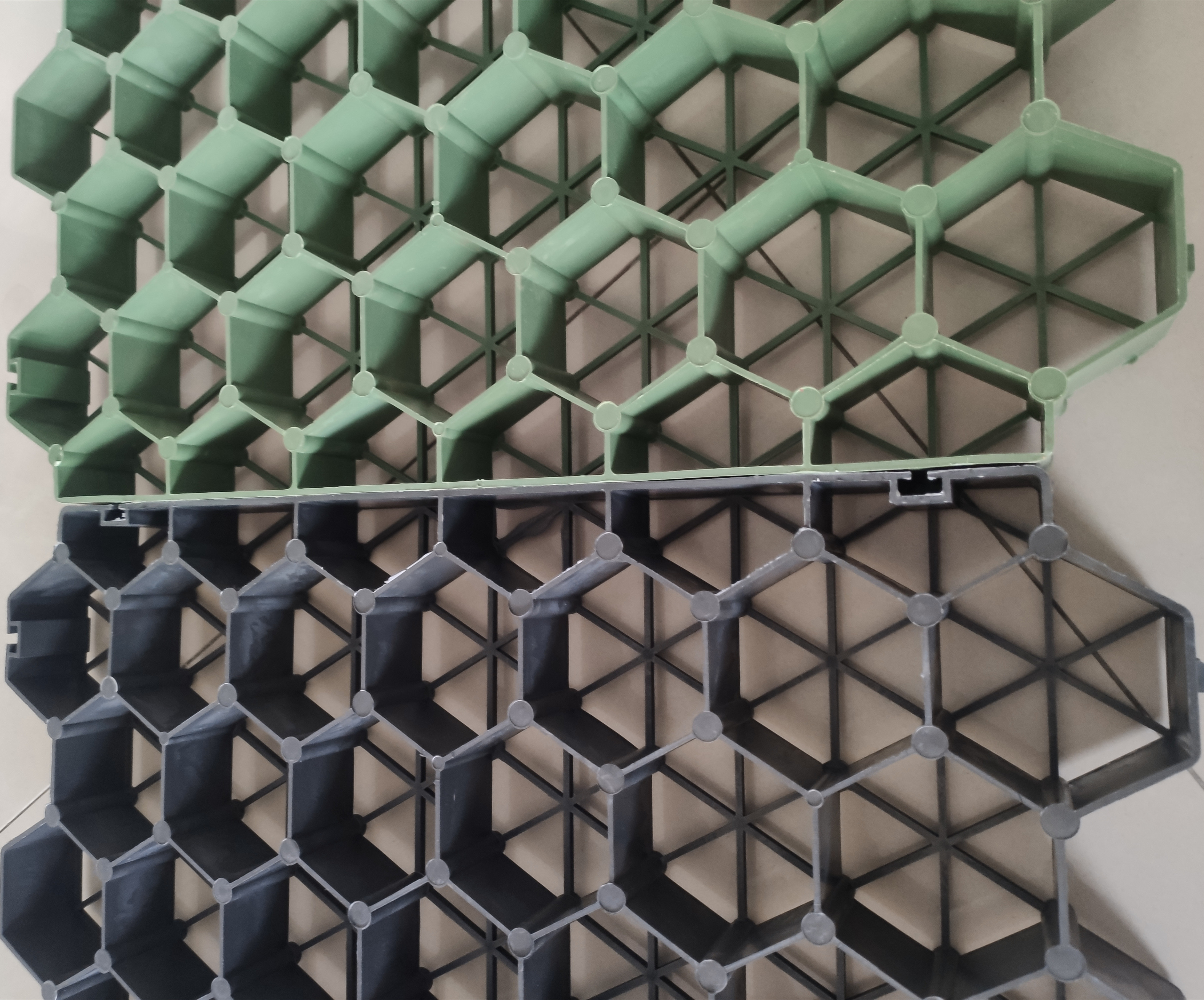 500*500*50 Grass Plastic Paver Grid for Long-Lasting and Sustainable Parking Solutions