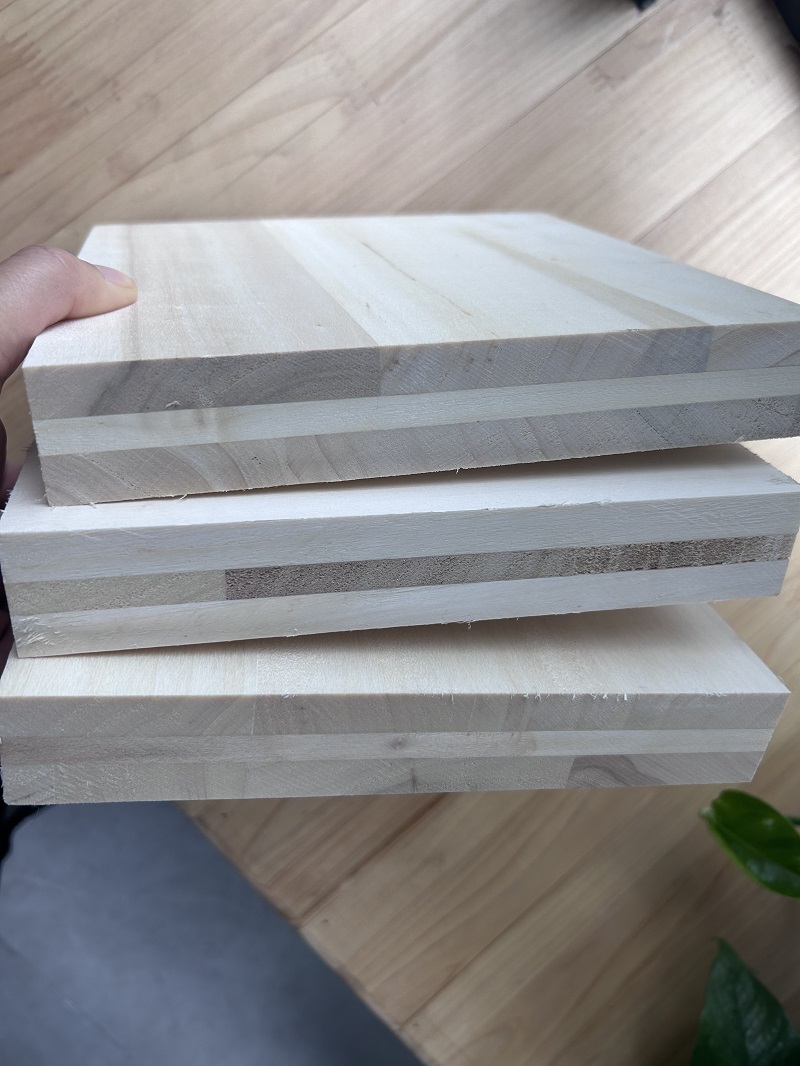 Paulownia Wood Boards with Free Sample Moisture Content 8%-12% Modern Design Style