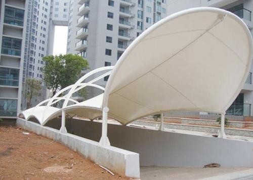 Customized PVC Coated Membrane Structure 950gsm White Color 1000D Yarn Count