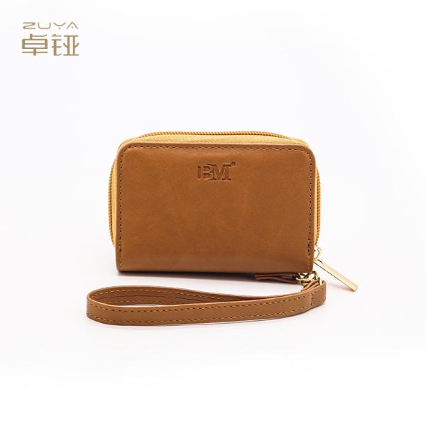 Debossed Womens Genuine Leather Wallet , ROHS 7.5x11cm Zippered Leather Money
