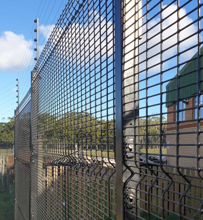 High Density Residential Backyard 2.7m Anti Climb Security Fencing