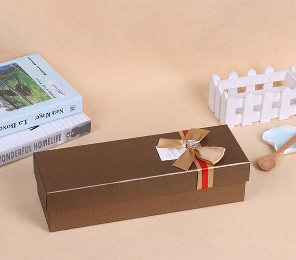 Factory manufacturer professional high Quality Luxury Recycled Folding Gift Paper Box,round packaging cardboard boxes fo