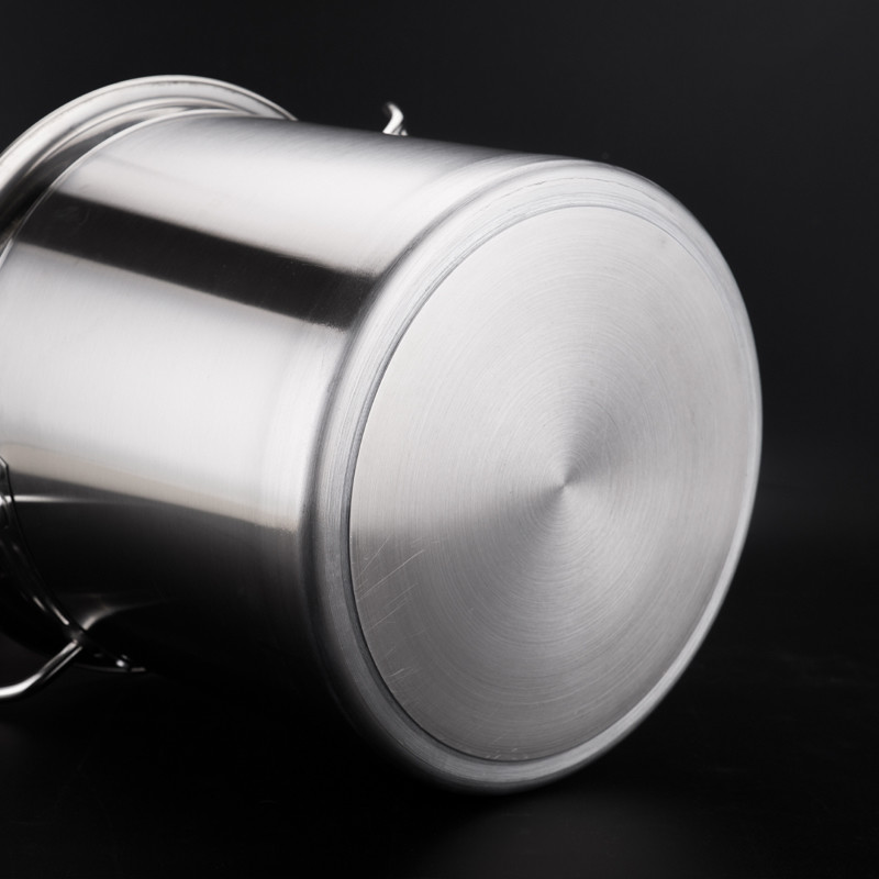 Stainless Steel Insulated Hot Cooking Pot With Compound Bottom For Induction Cooker
