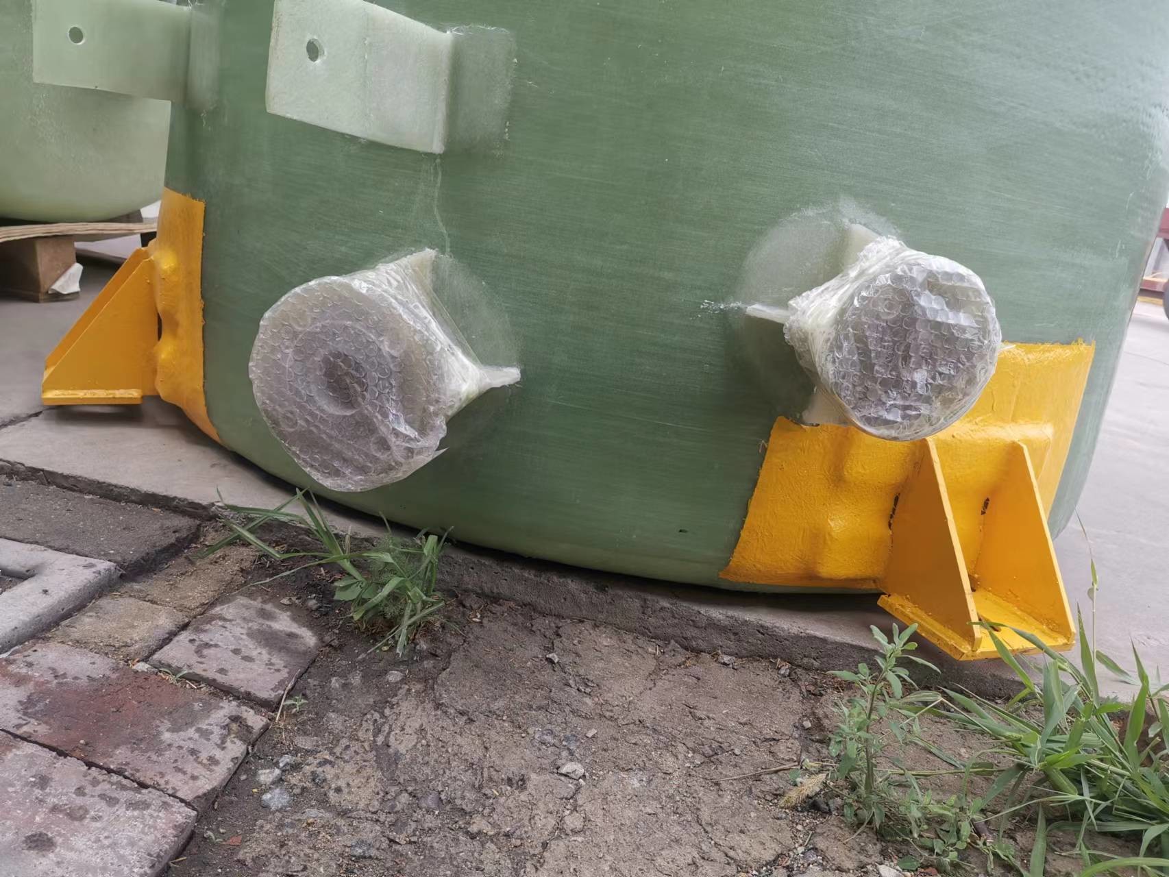 Lightweight FRP Pipe Flanges Customized Wall Mount Pipe Flange