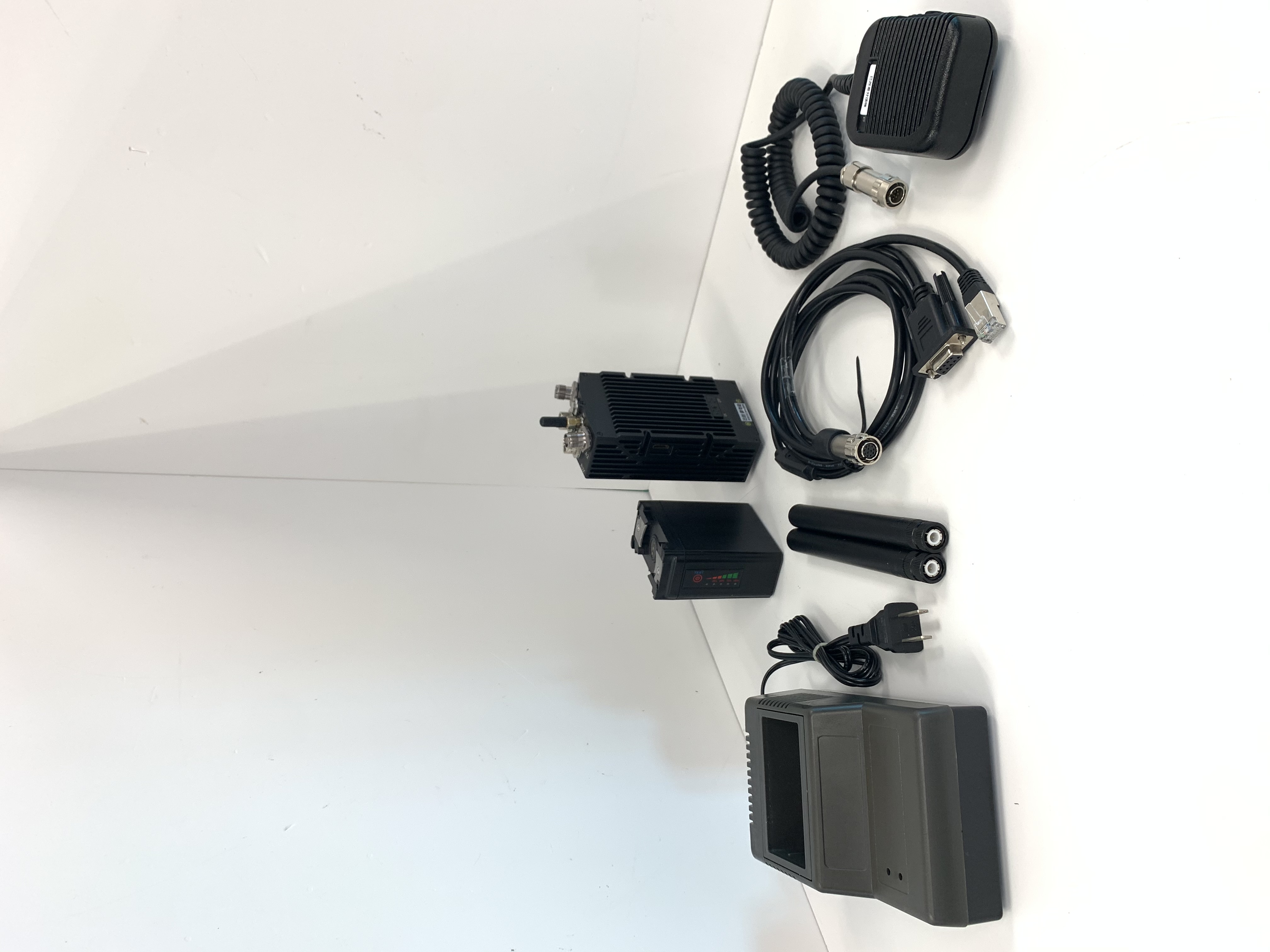 Experience Uninterrupted Communication with MimoMesh Handheld Radio