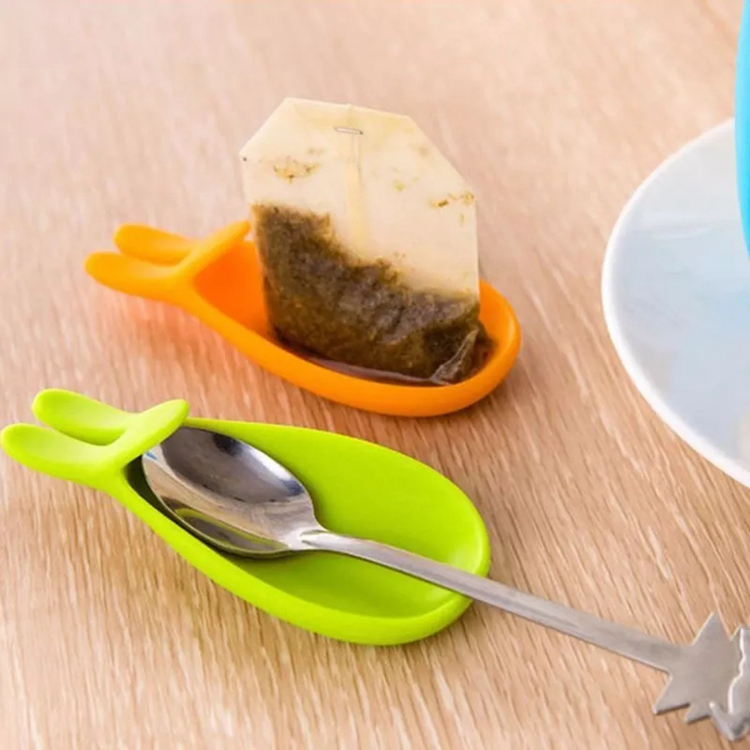 eco-friendly Silicone Cup Hanging Tool Gift Coffee Tea Spoon Holder Food Grade Silicone Rabbit Tea Bag holder