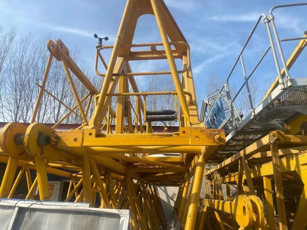 Tower Crane Price Zoomlion Flat Head Tower 18 Years, If Necessary, Please Send an Inquiry