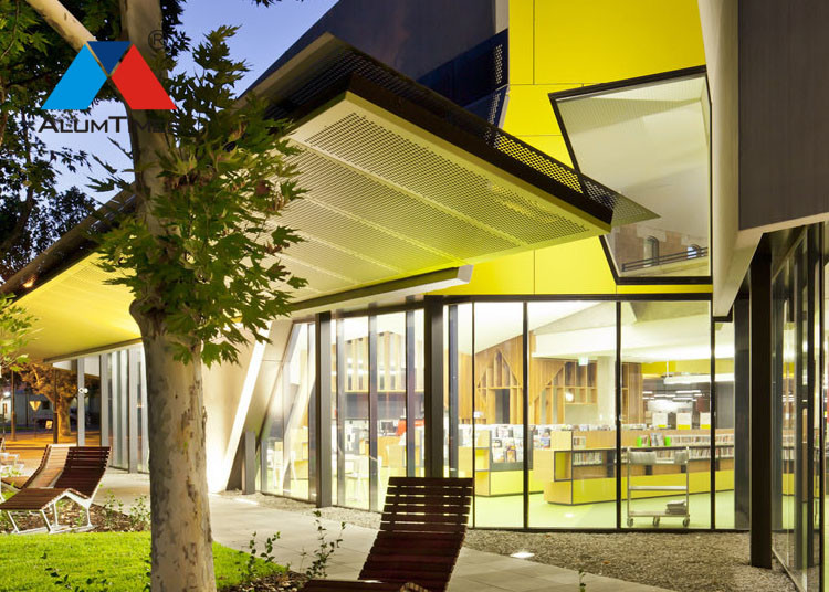 High Rigidity Decorative Aluminium Screen PVDF Coated For Curtain Wall Facade
