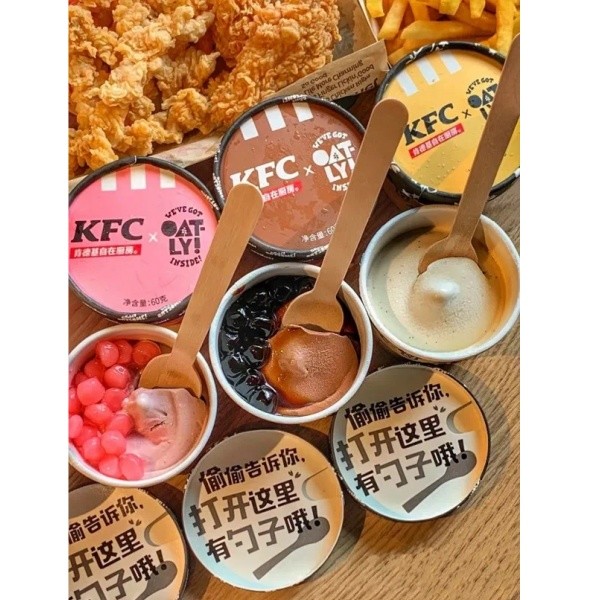 High Speed Paper Cup Machine Mitsubishi PLC For Ice Cream Paper Cup