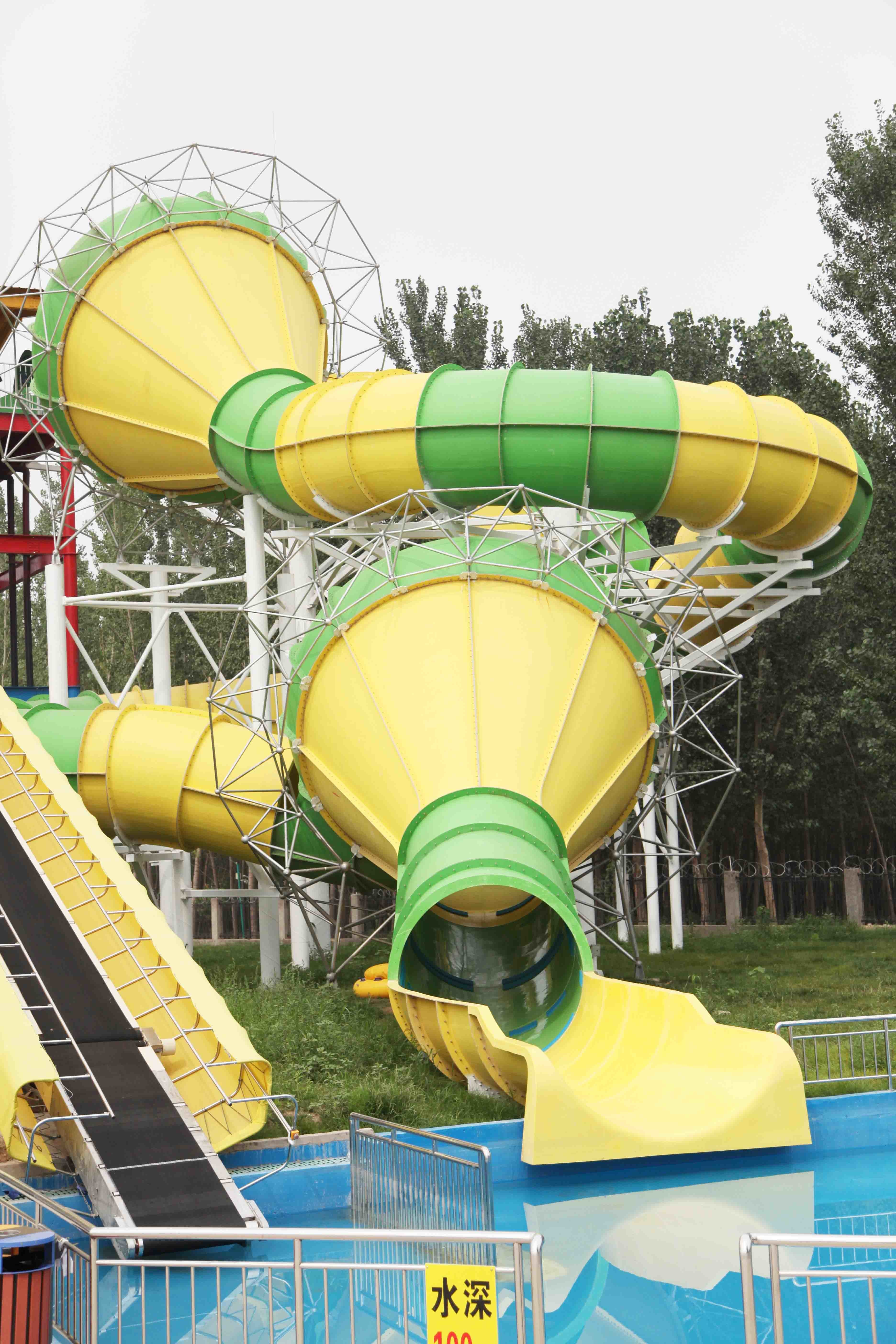 Newest Amusement Waterpark Equipment Giant Fiberglass Constrictor Slide for Theme Water Park
