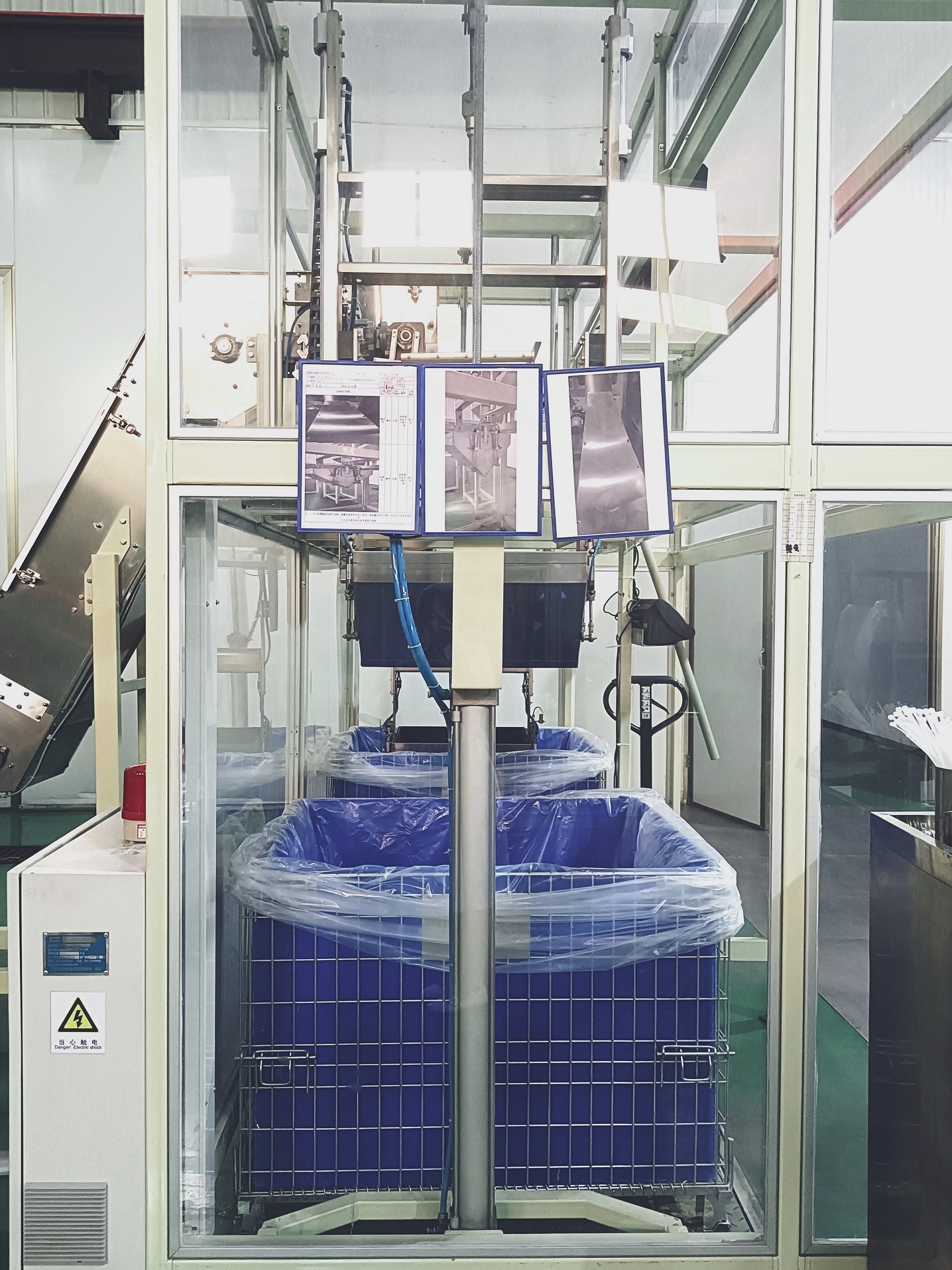 Customized PET Plastic Preform 28mm 32mm 38mm With High Quality Containers
