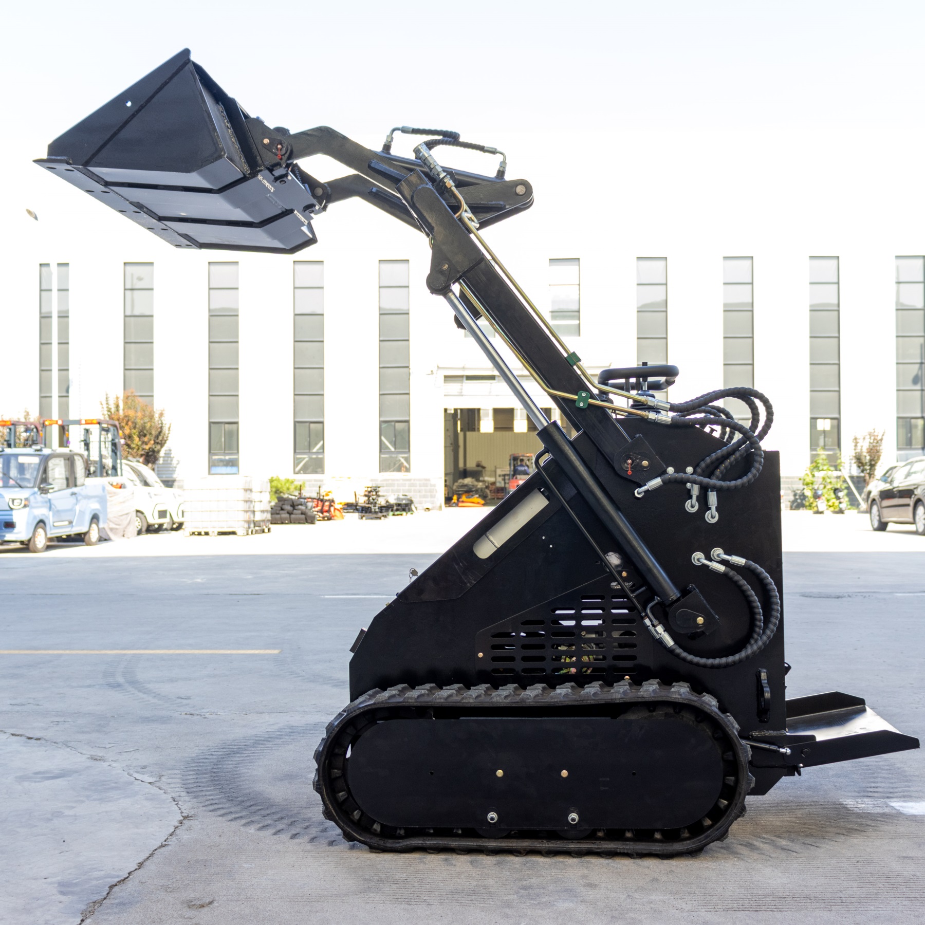 25hp Diesel Petrol Mini Skid Loader with EPA Engine and Crawler Wheel 280kg 380kg
