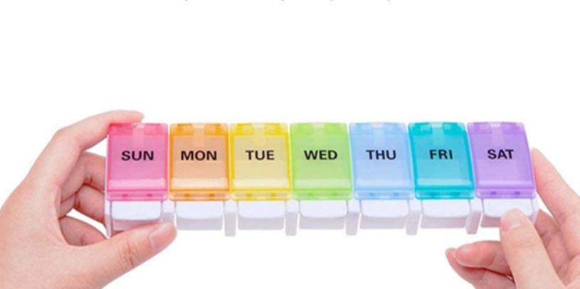 7 Day Weekly Pill Medicine Dispenser Box Flower Shape 7 Cases Vitamin Fish Oil 12cm
