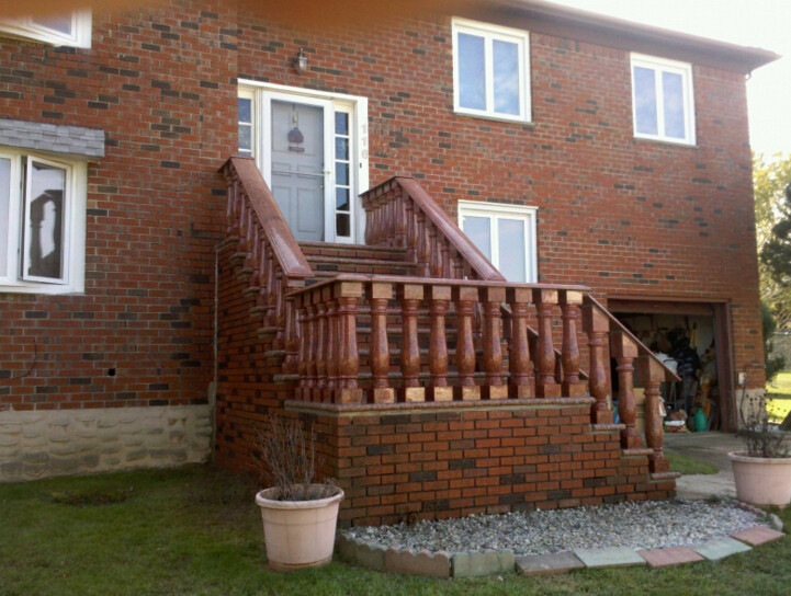 Customized Size G562 Maple Red Granite For Natural Stone Porch Columns
