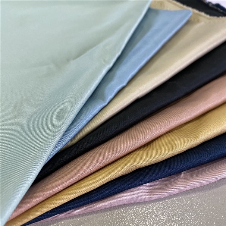 Lightweight Peach Skin Fabric Cool Feeling Microfiber Wicking Fabric For Summer Pants