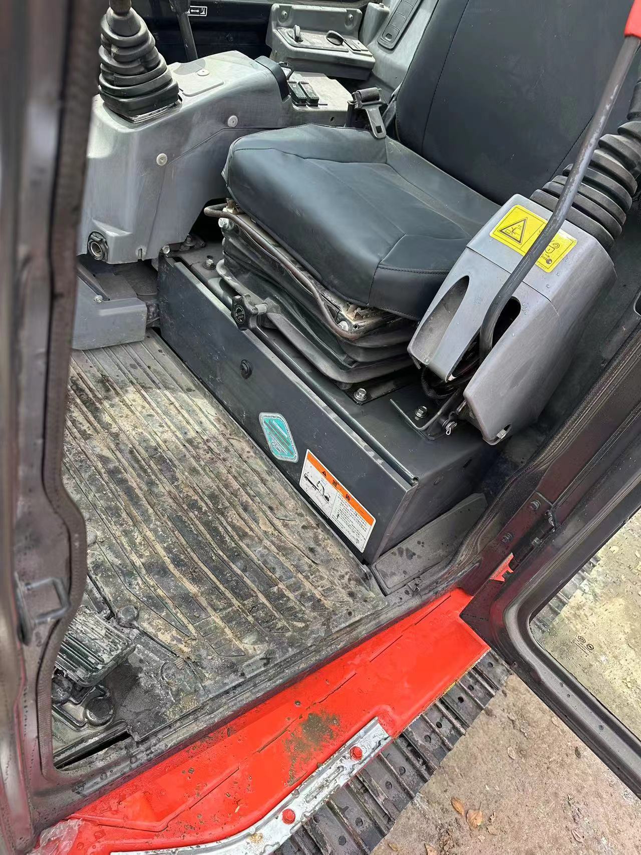 Reasonably Price Kubota165 Japan origin cheap price used excavator hydraulic crawler Excavator