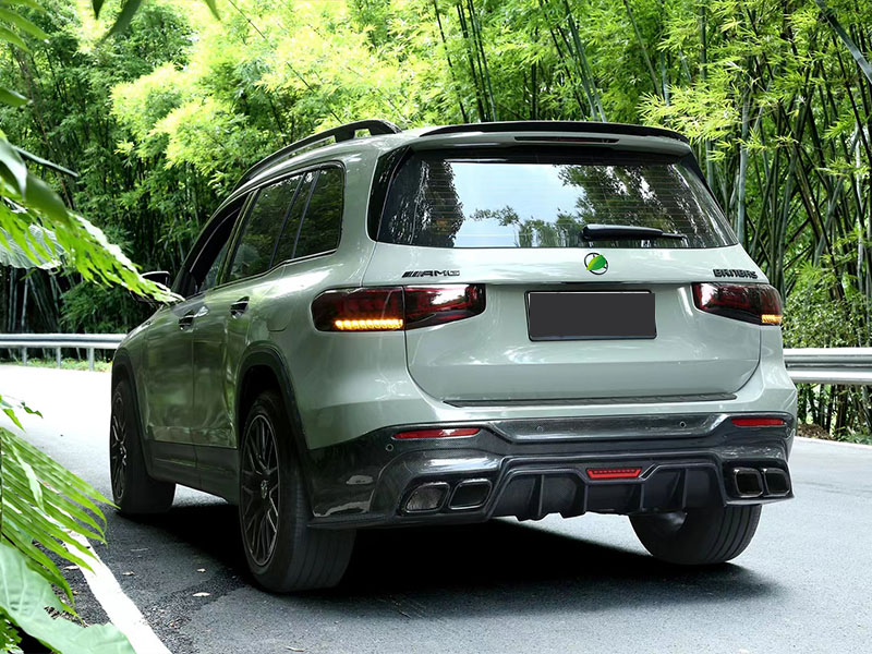 Auto Parts for Mercedes GLB Carbon Fiber Body Kit GLB Carbon Fiber Front Scoop Diffuser Spoiler Hood