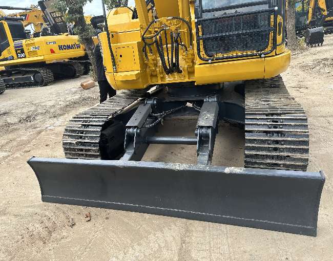 Komatsu PC128US Excavator Blade